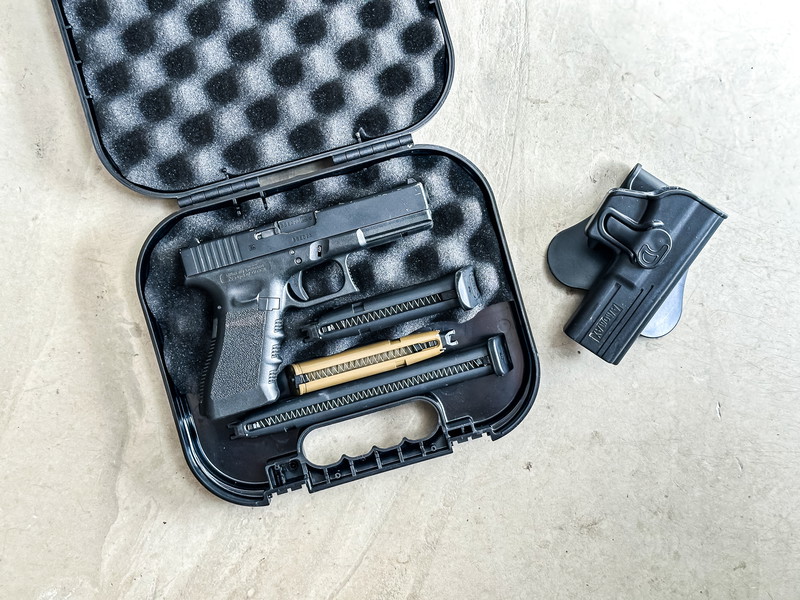 Image 1 pour UMAREX Glock 18c met 3 magazijnen & case