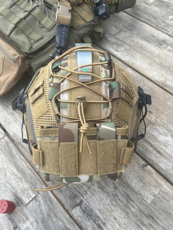 Image 3 pour Complete multicam helm