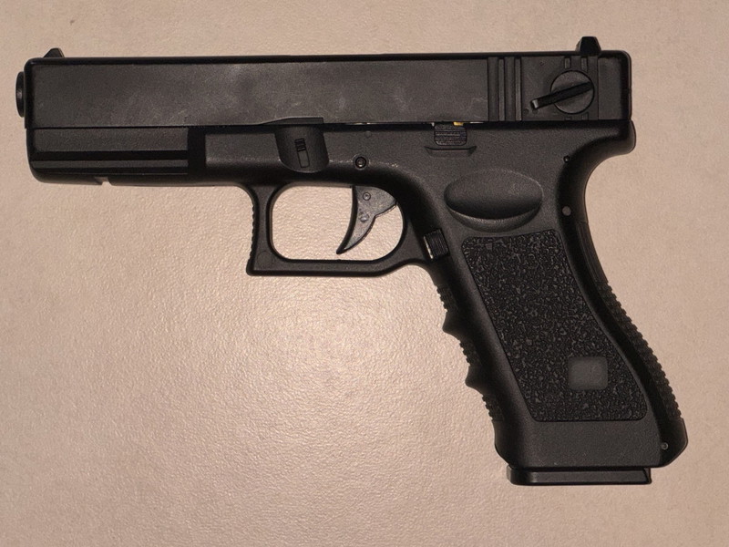 Image 1 for CM.030 G18C Black AEP + 3 large magazines