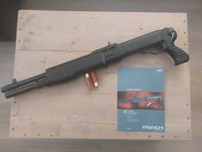 Afbeelding van Franchi SPASS 12 Sportline Tri-shot shotgun van ASG te koop.