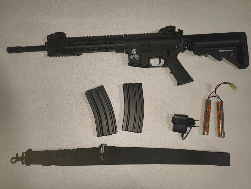 Afbeelding 1 van Lancer tactical LT-19 - Met accessoires