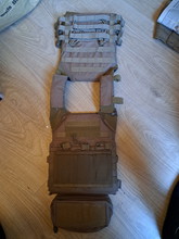 Image for mooi vest inclusief hard plastic platen en pouches