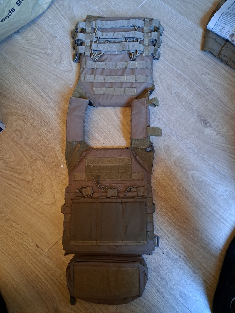 Image 1 for mooi vest inclusief hard plastic platen en pouches