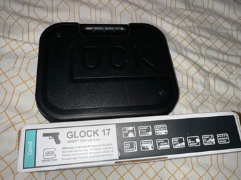 Imagen 3 de New Glock 17 + Glock Case en Gas fles. GEN4 | GBB | Umarex Metal