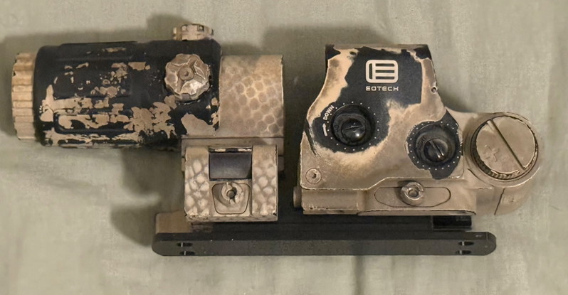 Image 1 for Repro Eotech holo + magnifier
