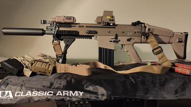 Imagen para SCAR-H MK17 Classic Army (+extended barrel, 4 mags, attachments, batteries,...)