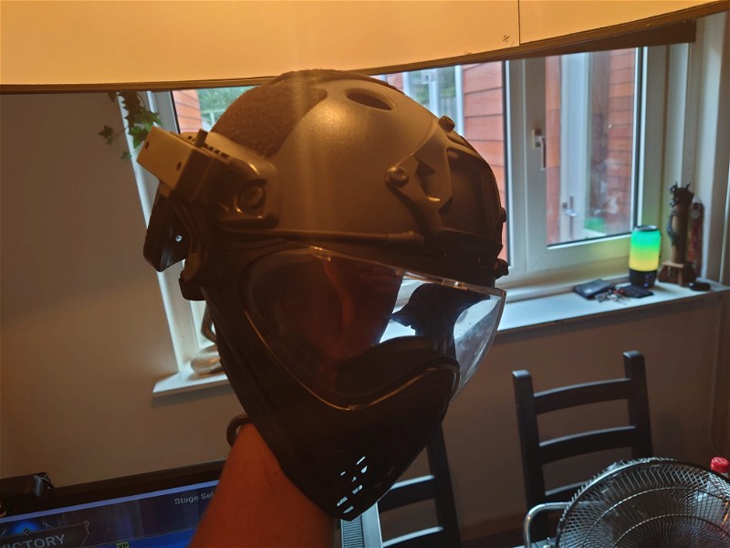 Afbeelding 1 van OneTigris Tactical Helmet F22 (zwart)