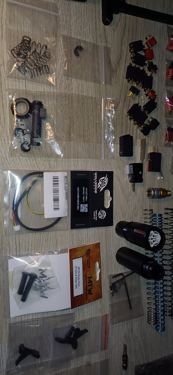 Imagen 5 de Tech Parts Lot - HPA - AEG