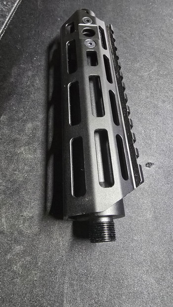 Imagen 3 de Aap 01 smg handguard + outer barrel
