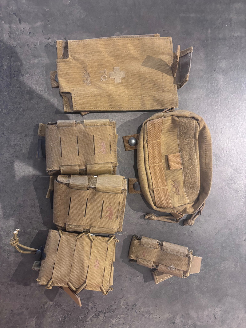 Bild 1 für Tasmanian tiger pouches