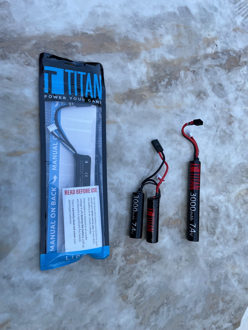 Image 1 for 3 Titan batterijen