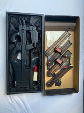 Afbeelding van TOKYO MARUI - P90 - MET EXTRAS