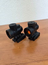 Afbeelding van 2x red dot op high mount