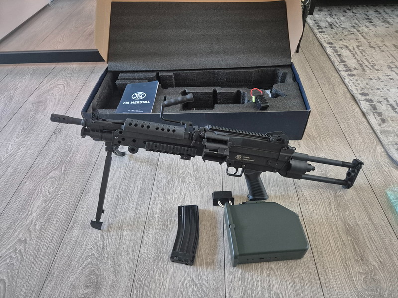 Image 1 pour Cybergun M249 minimi