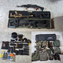 Imagen para alles mag weg meerdere replicas, kleren,...