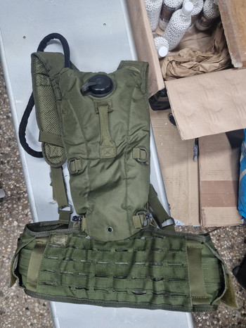 Afbeelding 2 van Laser cut tactical belt met H-harnas & camelbag