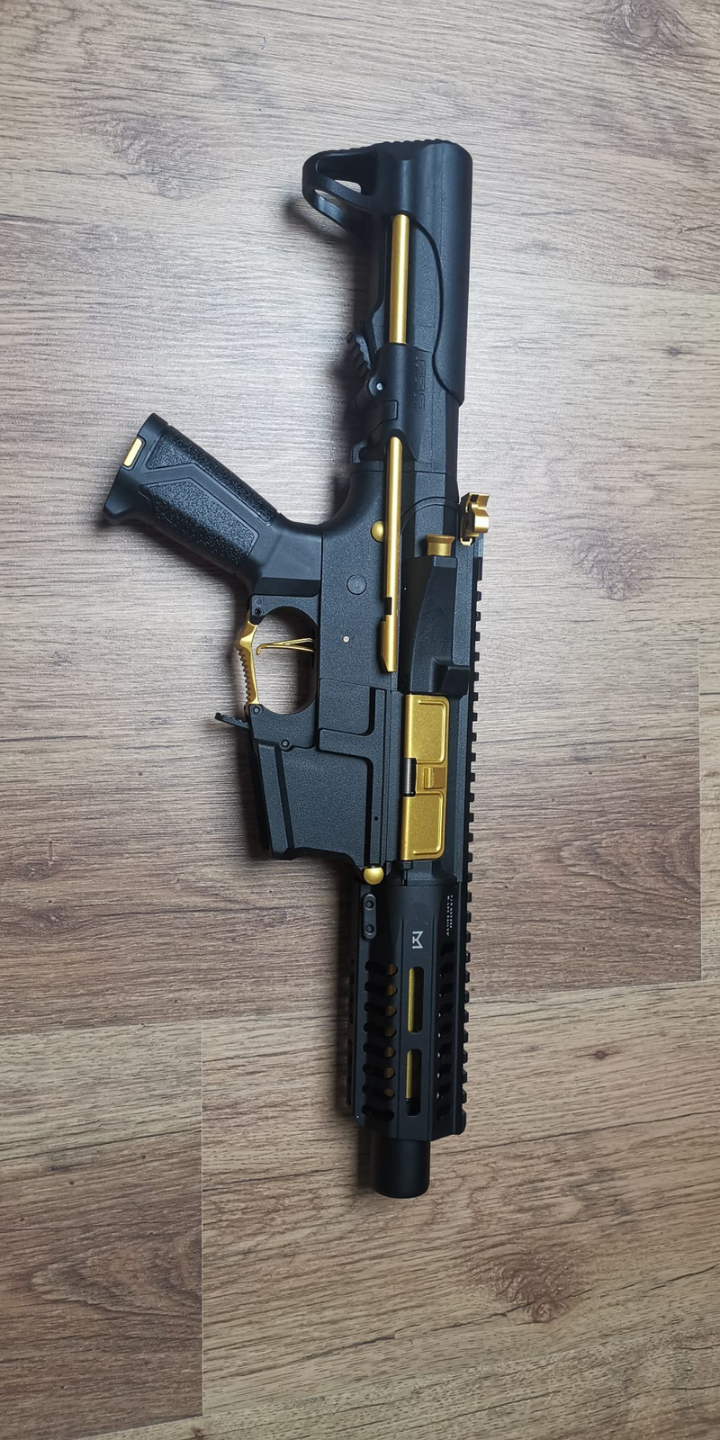 Bild 1 für ARP9 STEALTH | BLACK - GOLD | G&G | AEG