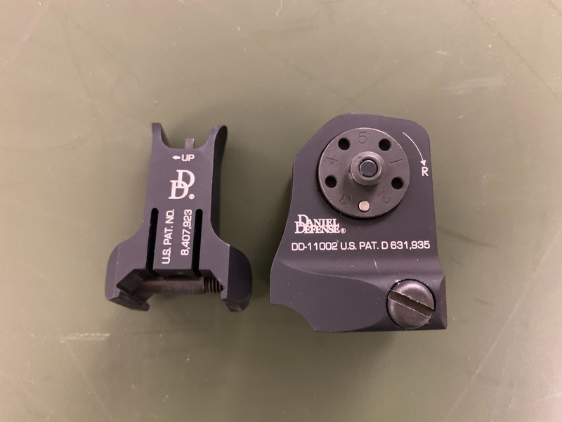 Image 1 for Daniel Defense AR-15 Iron Sight Set (Rock & Lock)