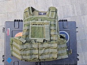 Afbeelding van Invader Gear Tactical vest + belt + verscheidene pouches en leg holster