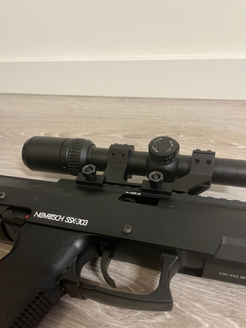 Afbeelding 2 van Novritsch SSX303 met Silencer en Scope