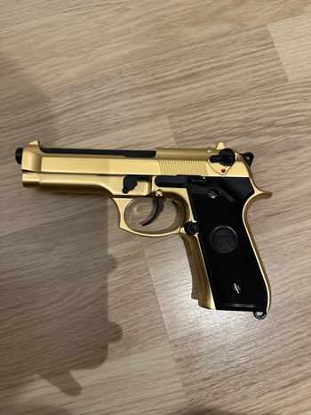 Afbeelding 3 van Gouden Berreta Pistol