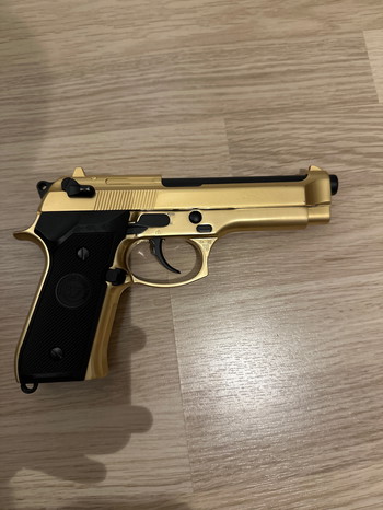 Afbeelding 4 van Gouden Berreta Pistol