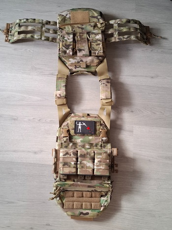 Afbeelding 2 van Warrior Assault systems plate carrier multicam