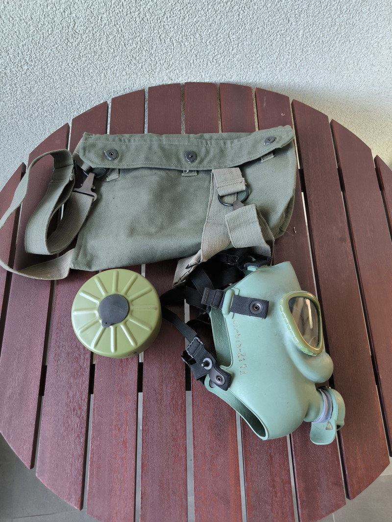Image 1 for Unissued Yugoslavian gas mask