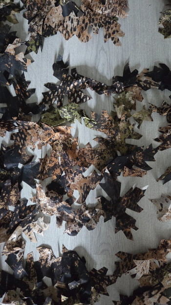 Imagen 3 de leaves bladeren voor ghillie of extra camouflage op kleding/materiaal
