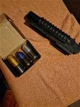 Afbeelding van granatenwerper met granaten