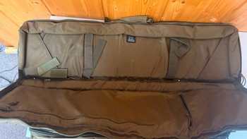 Afbeelding 3 van G&G GC16 Predator AEG Complete Set with Optic, Accessories and MIL-TEC Rifle Bag