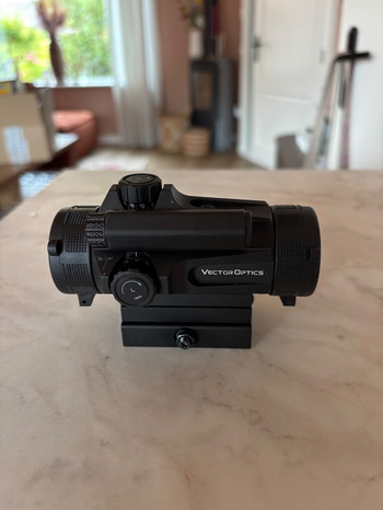Afbeelding 2 van Vector optics Nautilus 1x30 red dot