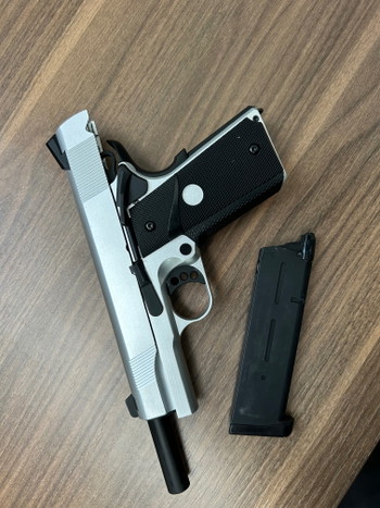 Image 2 pour 1911 colt