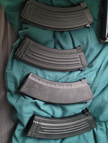 Afbeelding 2 van Ak 47 EBB met 5 magazijnen