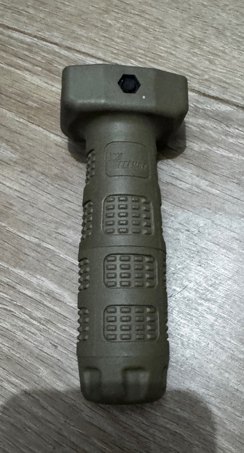 Image 6 for IMI Interchangeable Vertical Grip (Tan)