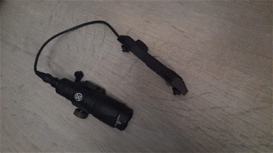 Image for Flaslight met mount en druk switch