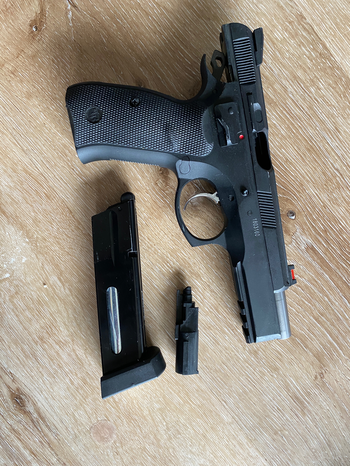 Image 3 pour Cz 75 Shadow