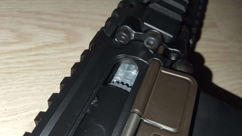 Afbeelding 1 van CYMA Platinum Daniel Defense M4A1 Black