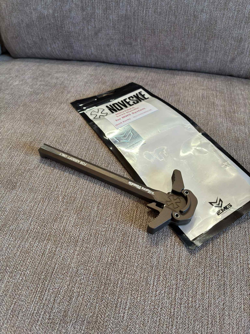 Afbeelding 1 van Emg dytac Noveske love charging handle for Mws/cgs gbbr airsoft