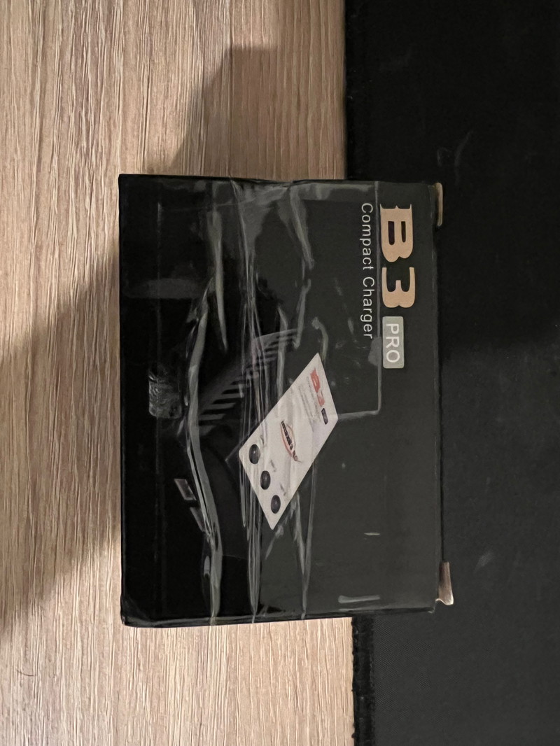Imagen 1 de B3 Pro charger