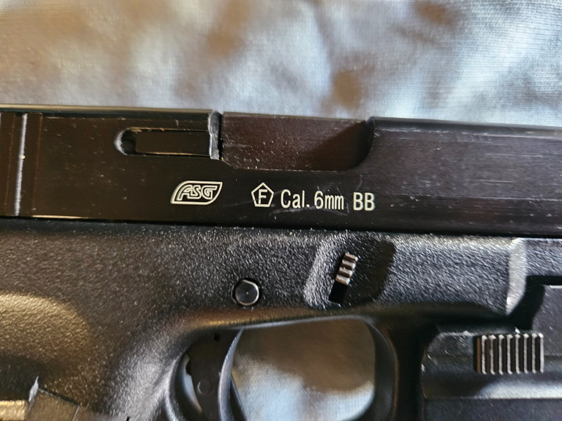 Image 1 for Glock 17 asg met f mark