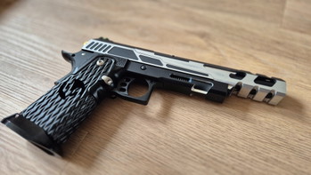 Image 4 for Custom 1 van 1 hi capa 6inch Novritsch ssp5