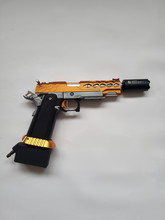 Image pour Tokyo Marui custom hi capa HPA incl case en tracer