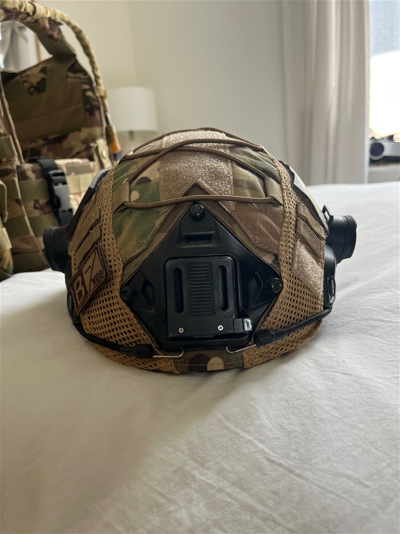 Image 1 for Helm incl. Cover en headset mounts