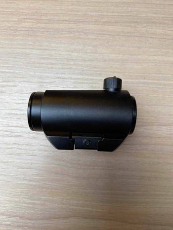 Image 2 for Red dot