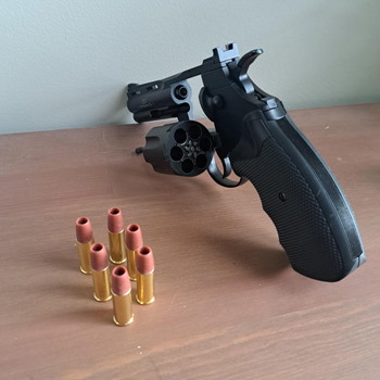 Imagen 3 de UMAREX revolver .367 - zwart