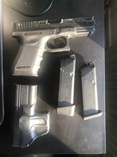 Image for VFC Glock 19 Gen 4 , 2 mags, holster