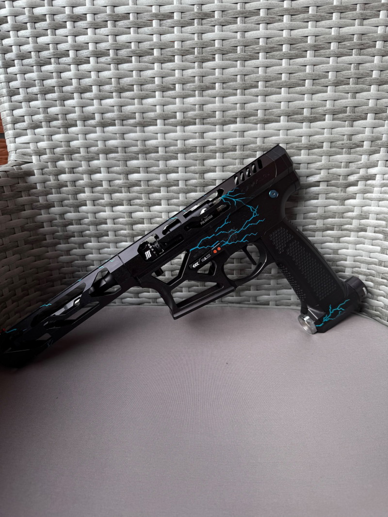 Image 1 for Monk customs X Pooty Full Build