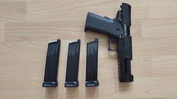 Image 3 for SPP2 + 3 gas mags