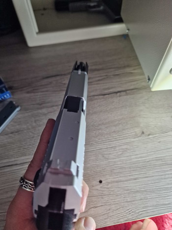 Afbeelding 2 van Softair Pistole 6mm BB 05 Joule